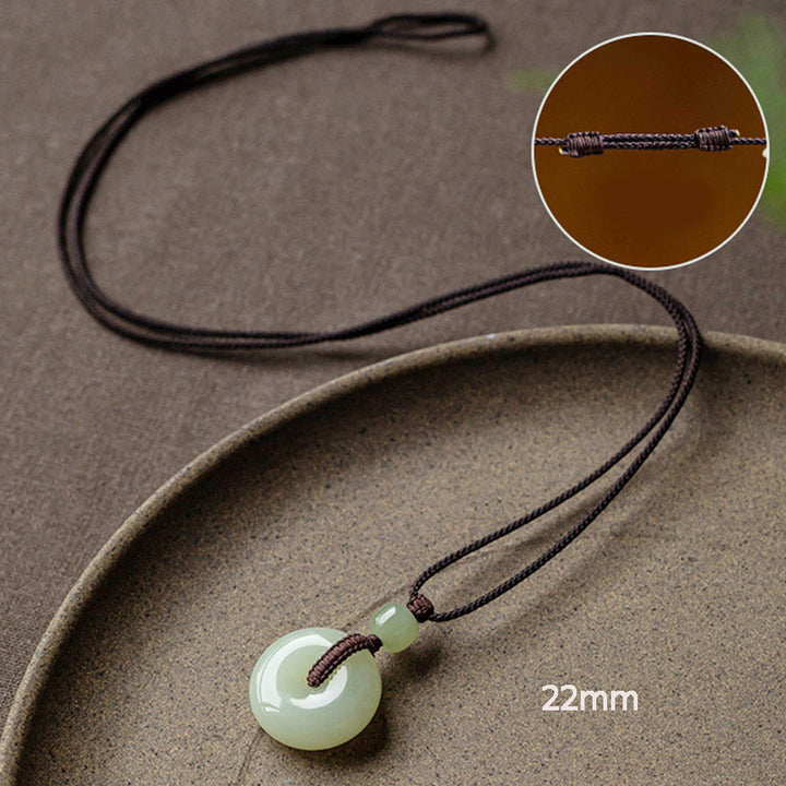 Collier pendentif en jade rond naturel Buddha Stones, boucle de paix, chance, prospérité