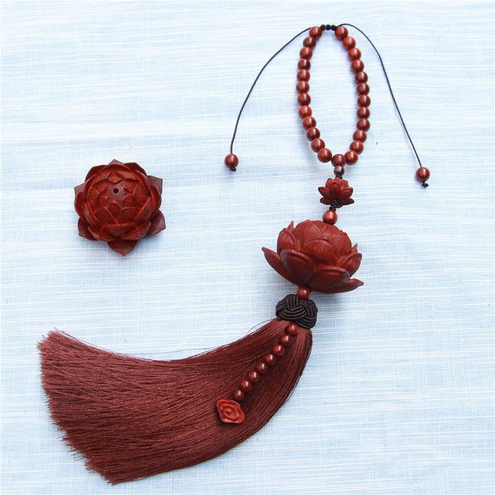 Buddha Stones tibétaines à petites feuilles en bois de santal rouge, lotus, protection de la chance, décoration à pompon
