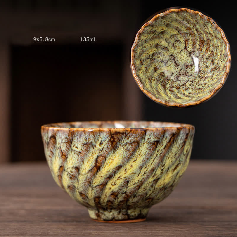 Tasse à thé en céramique à motif de fleurs de pêcher avec Buddha Stones