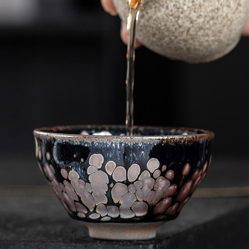 Tasse à thé en céramique chinoise Jianzhan Buddha Stones et fleurs de cerisier faites à la main Motif Sakura