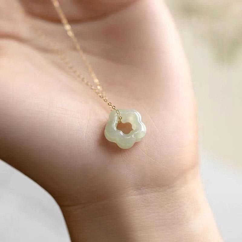 Collier pendentif porte-bonheur en jade cyan Hetian délicat avec Buddha Stones