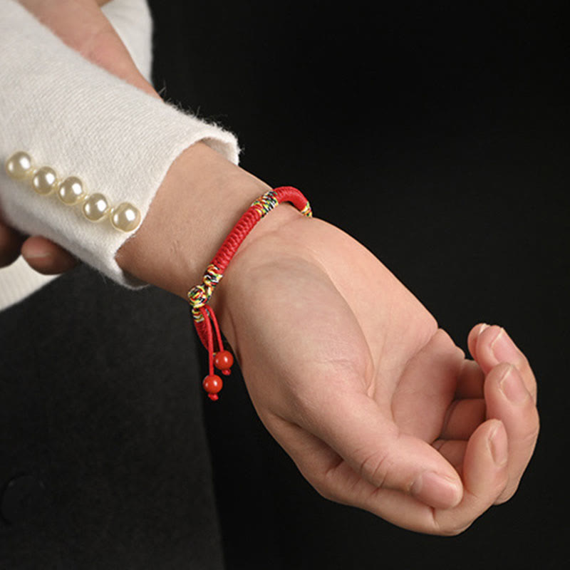 Bracelet porte-bonheur avec nœud en cinq couleurs King Kong