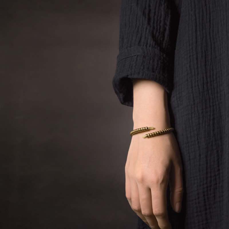 Bracelet manchette ajustable en cuivre au design vintage Buddha Stones