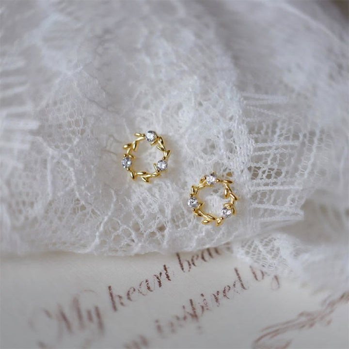 Buddha Stones et métal cuivré en forme de couronne minuscule avec fleurs de bénédiction