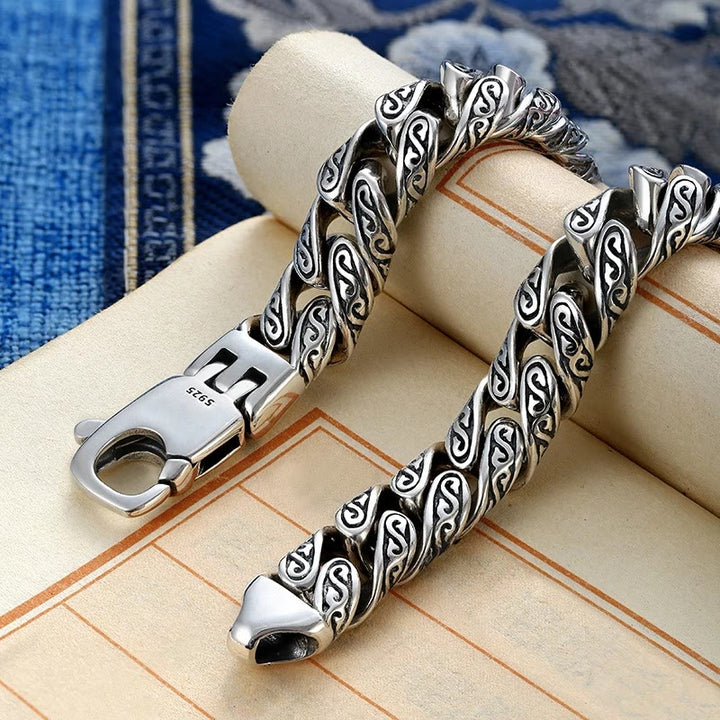 Bracelet porte-bonheur sculpté à motif floral de la dynastie Tang Buddha Stones vintage