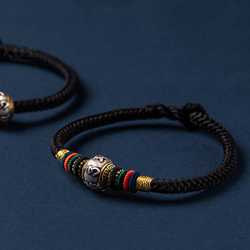 Bracelet tressé en argent sterling 925 fait à la main avec Buddha Stones Om Mani Padme Hum et nœud King Kong