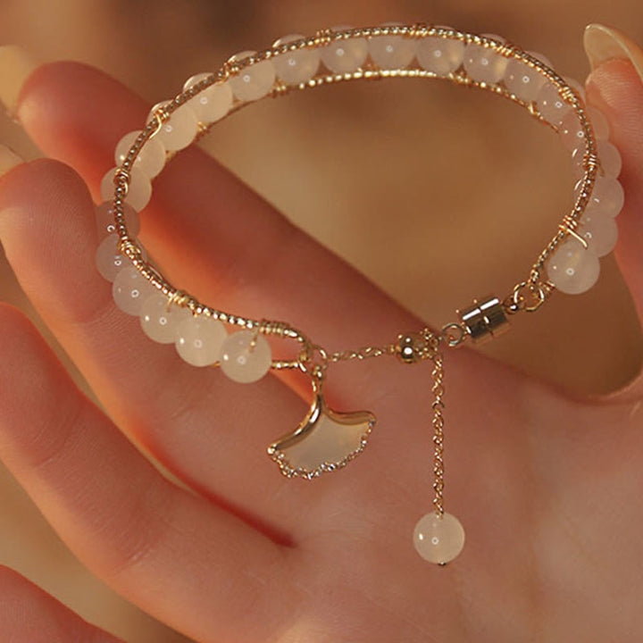 Bracelet porte-bonheur en perles de jade et feuilles de ginkgo de Buddha Stones