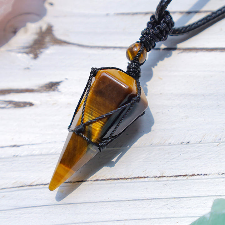Collier pendentif pointu en pierre naturelle Buddha Stones