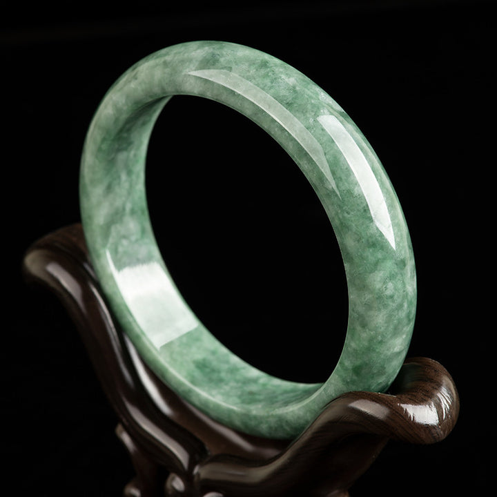 Bracelet jonc en jade naturel Buddha Stones pour la chance et la richesse