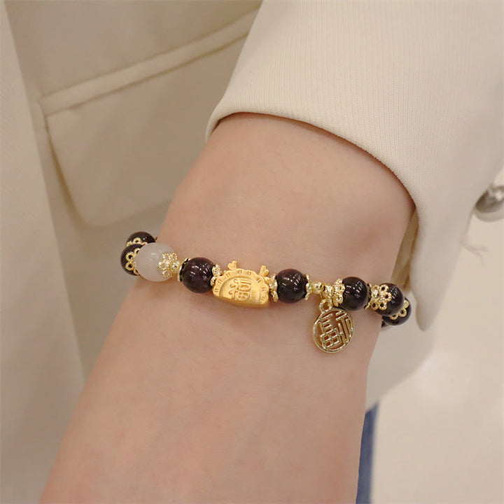 Buddha Stones Année du Dragon Agate Rouge Quartz Fraise Obsidienne Noire Jade Grenat Perle Cinabre Dumpling Dragon Luck Fu Bracelet Caractère