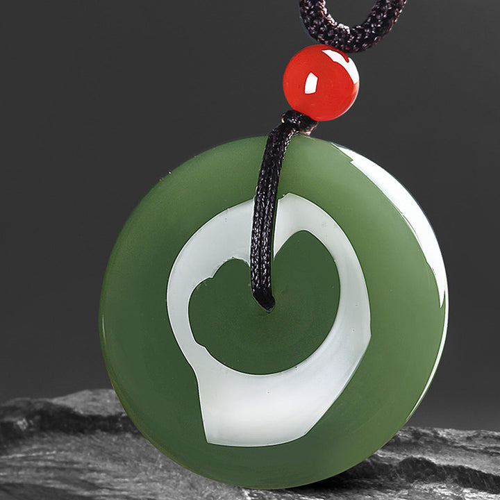 Collier avec pendentif en jade rond naturel et Buddha Stones, boucle de paix et de prospérité