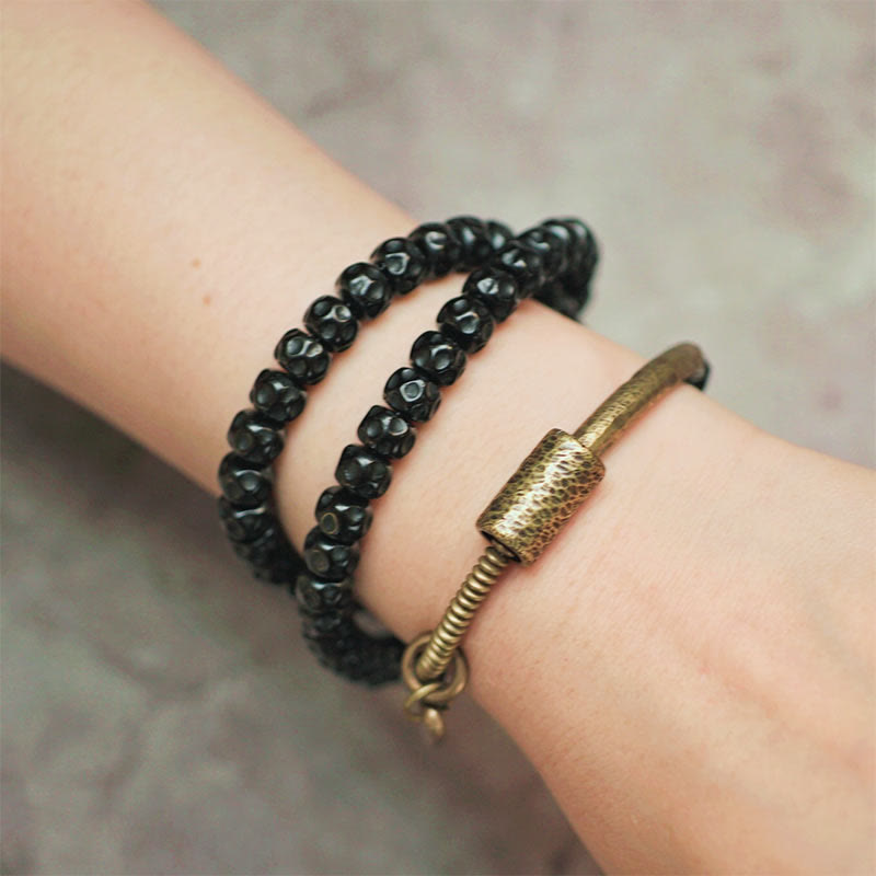 Bracelet triple tour en cuivre et coquille de noix de coco rétro Buddha Stones