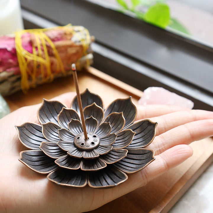 Brûleur d'encens créatif à six trous en forme de lotus Buddha Stones