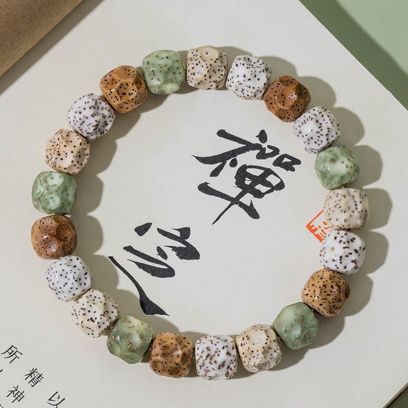 Bracelet de richesse et de bon augure en Buddha Stones naturelles et colorées