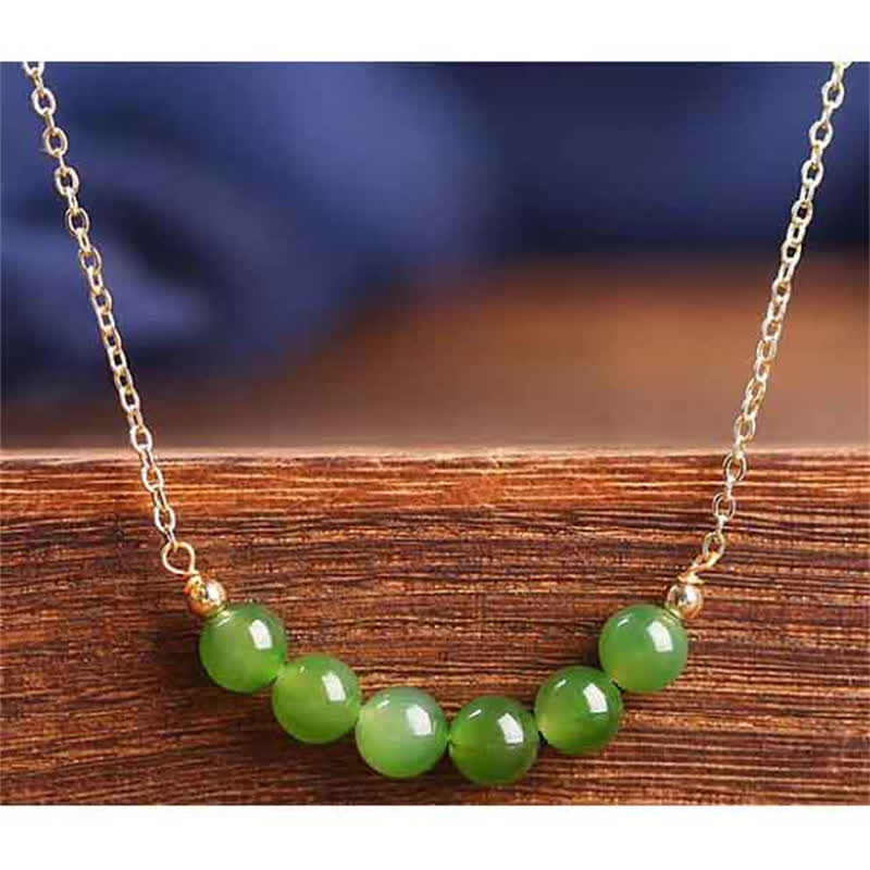 Collier avec pendentif porte-bonheur en perles de jade cyan Hetian plaqué or 14 carats