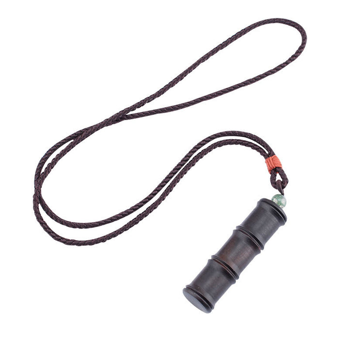Collier pendentif en forme de boîte de prière Ghau en bois d'ébène et bambou avec Buddha Stones