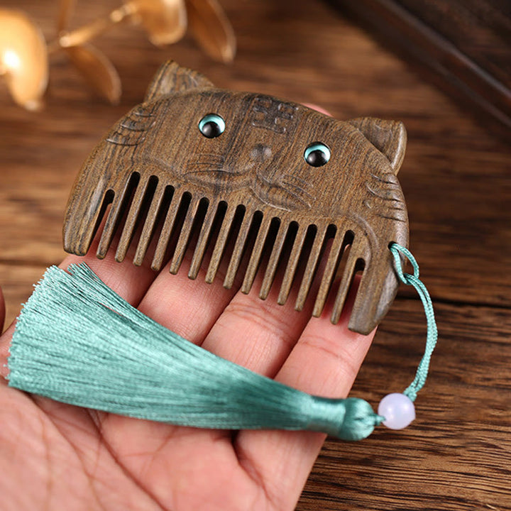 Mini peigne portable en bois de santal vert avec symbole du zodiaque chinois