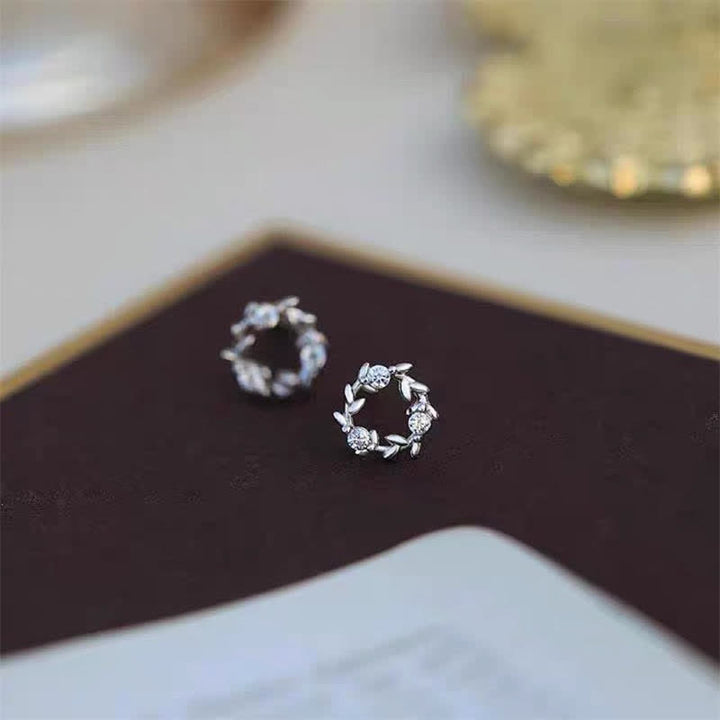 Buddha Stones et métal cuivré en forme de couronne minuscule avec fleurs de bénédiction