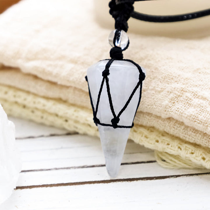Collier pendentif pointu en pierre naturelle Buddha Stones