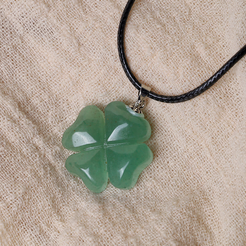 Collier avec pendentif en corde de cuir et trèfle à quatre feuilles en aventurine verte en argent sterling 925 Buddha Stones