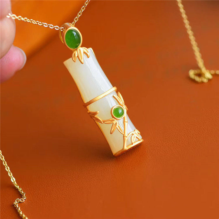 Collier pendentif de protection en bambou et jade blanc et jade cyan Buddha Stones