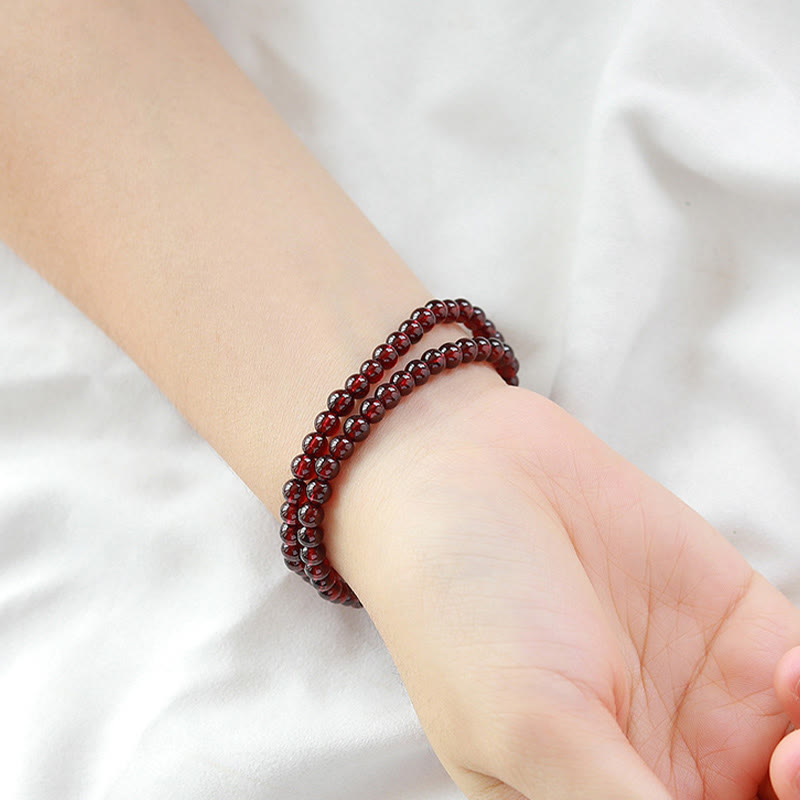 Bracelet double tour en quartz fraise et grenat naturel plaqué or 14 carats de Buddha Stones