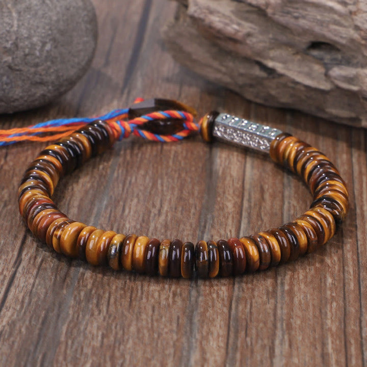Bracelet de protection et de pouvoir tibétain en Buddha Stones et œil de tigre Om Mani Padme Hum