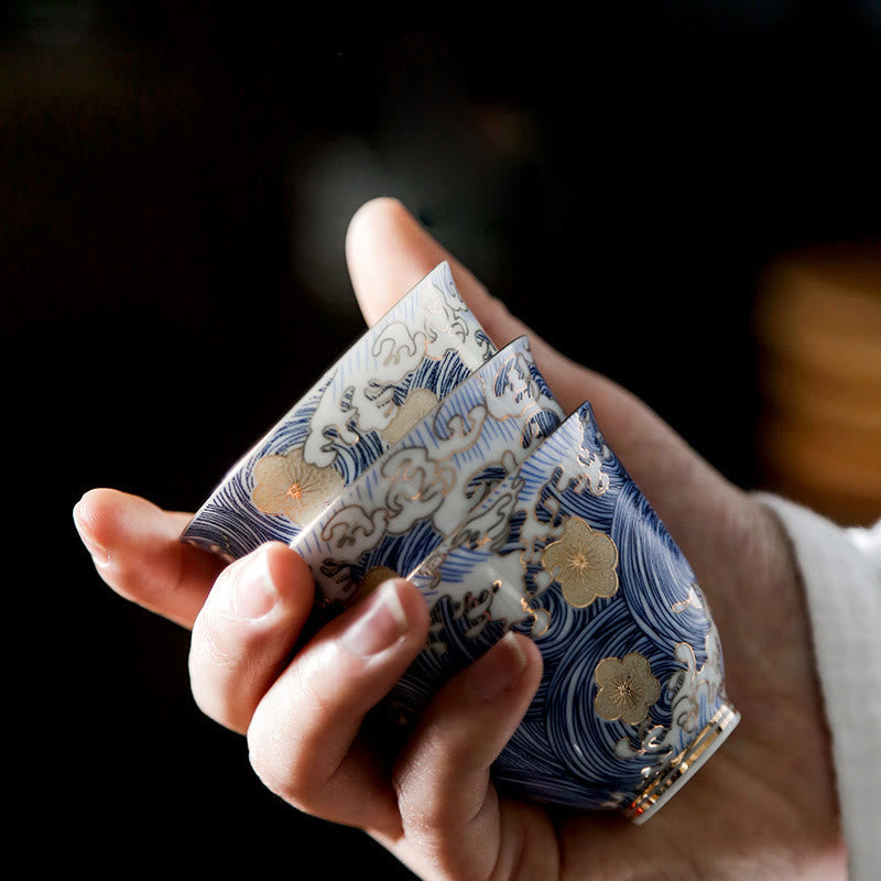 Tasse à thé en céramique avec Buddha Stones et vagues de l'océan vintage