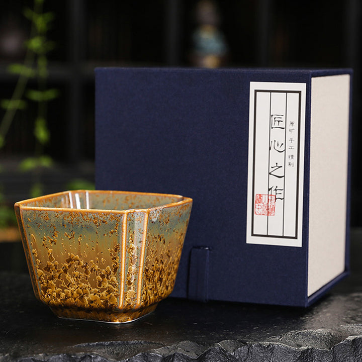 Tasse à thé en céramique marron colorée Buddha Stones