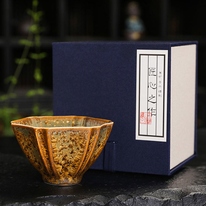 Tasse à thé en céramique marron colorée Buddha Stones
