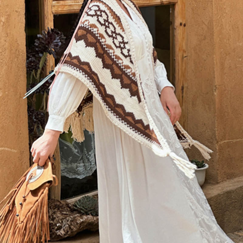 Écharpe de voyage confortable d'hiver à pompons rayés marron et beige en Buddha Stones - image 2