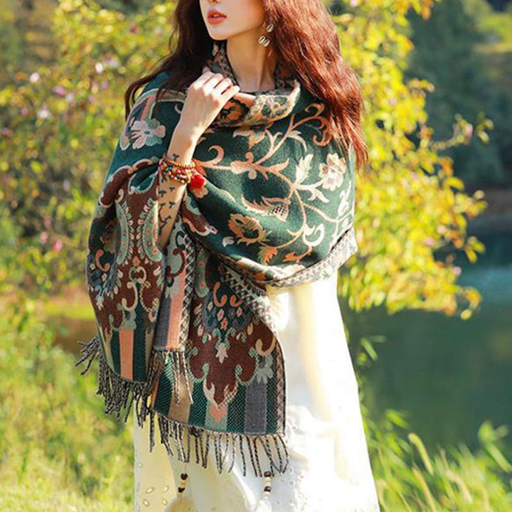 Écharpe de voyage confortable avec pompon et Buddha Stones, fleurs, feuilles, branches - image 27