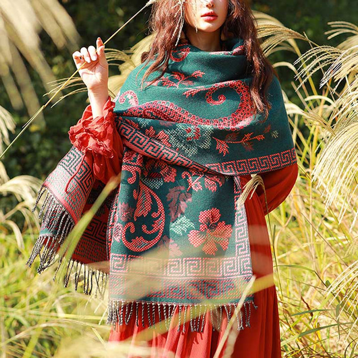 Écharpe de voyage confortable avec motif de fleurs et feuilles tibétaines et Buddha Stones - Vert - image 0