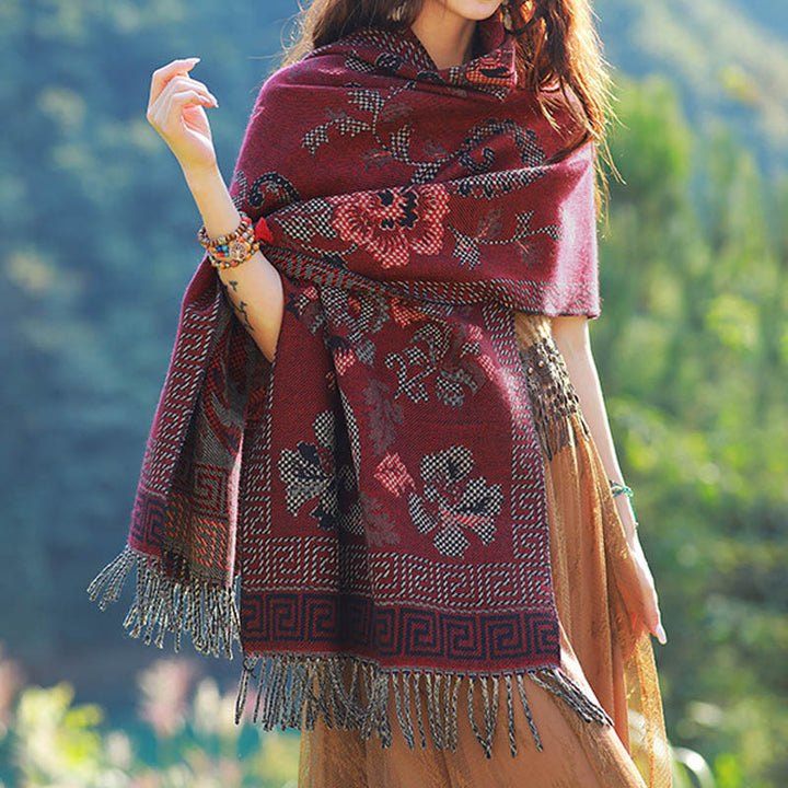 Écharpe de voyage confortable avec motif de fleurs et feuilles tibétaines et Buddha Stones - Rouge foncé - image 19