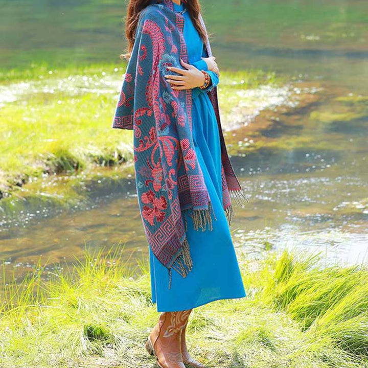 Écharpe de voyage confortable avec motif de fleurs et feuilles tibétaines et Buddha Stones - image 17