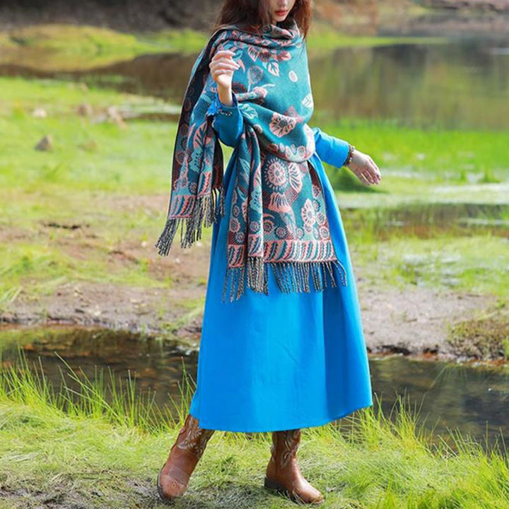 Écharpe de voyage confortable avec motif de fleurs et feuilles tibétaines et Buddha Stones - image 3