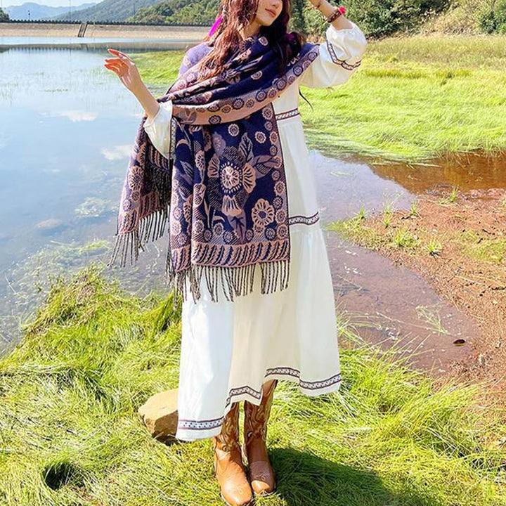 Écharpe de voyage confortable avec motif de fleurs et feuilles tibétaines et Buddha Stones - image 37