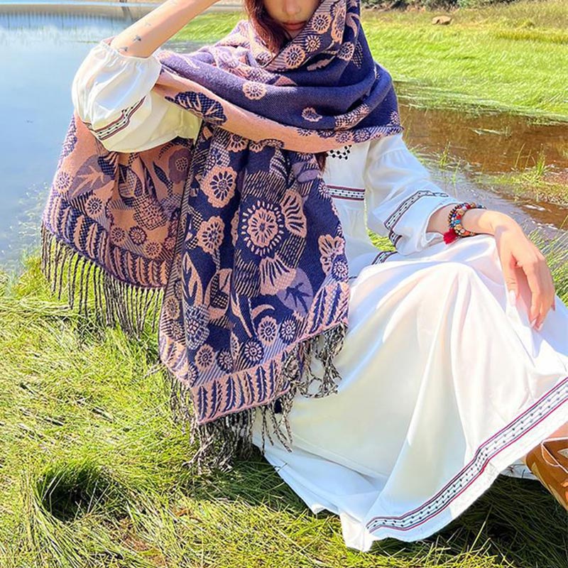 Écharpe de voyage confortable avec motif de fleurs et feuilles tibétaines et Buddha Stones - image 38