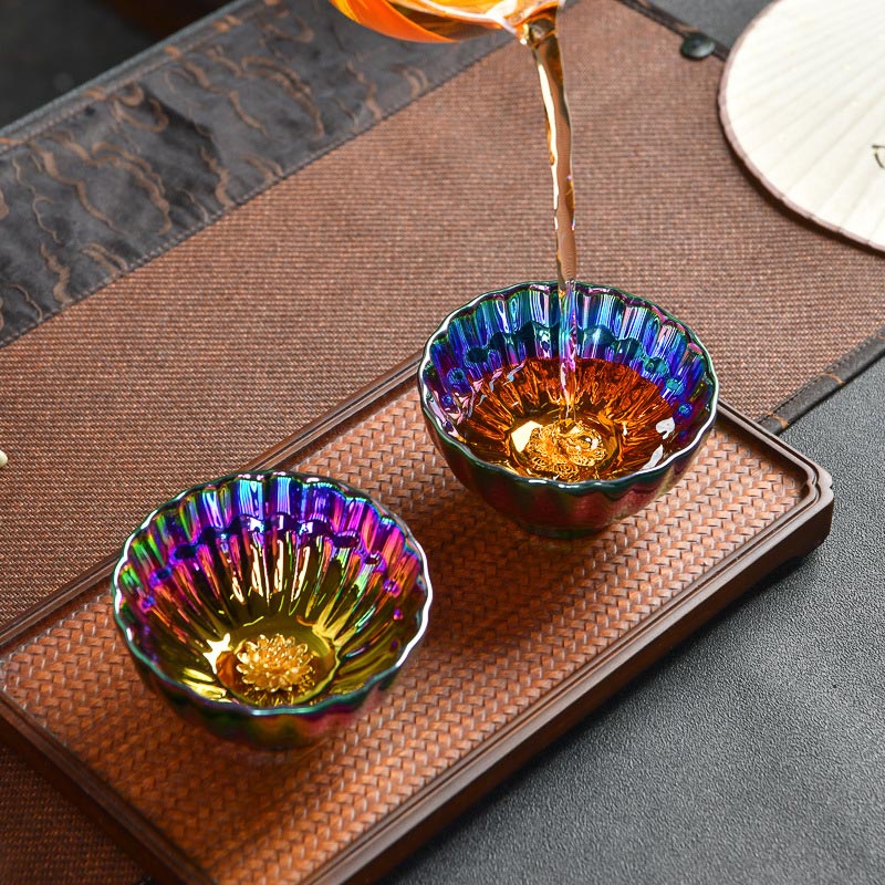 Tasse à thé en céramique chinoise Jianzhan multicolore avec incrustations de Buddha Stones , de lotus et de paon, tasse à thé Kung Fu