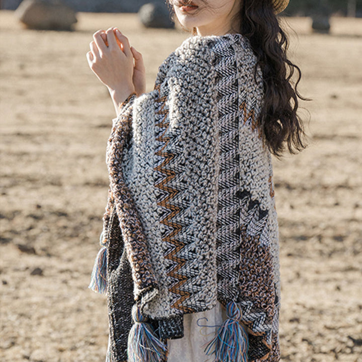 Châle tibétain en Buddha Stones, écharpe de voyage confortable en tricot à rayures grises et brunes - image 3