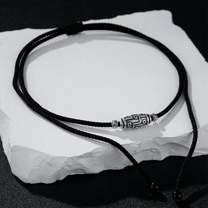 Collier avec pendentif en corde de protection à neuf yeux en argent sterling 999 avec Buddha Stones