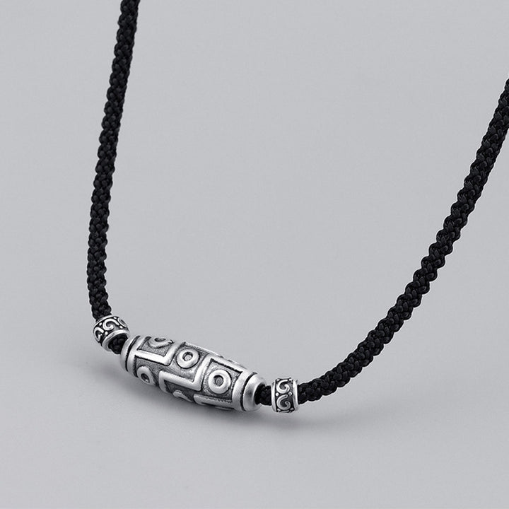 Collier avec pendentif en corde de protection à neuf yeux en argent sterling 999 avec Buddha Stones