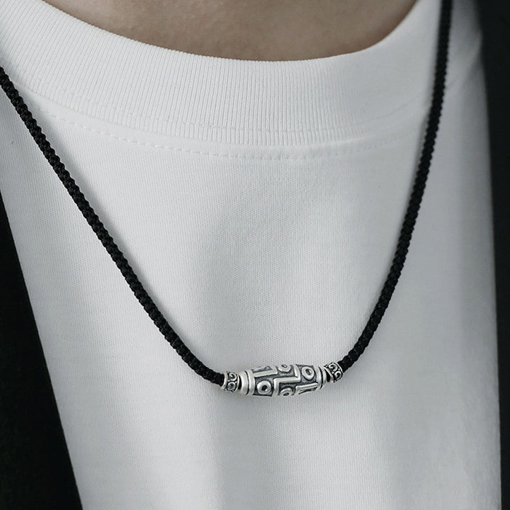 Collier avec pendentif en corde de protection à neuf yeux en argent sterling 999 avec Buddha Stones