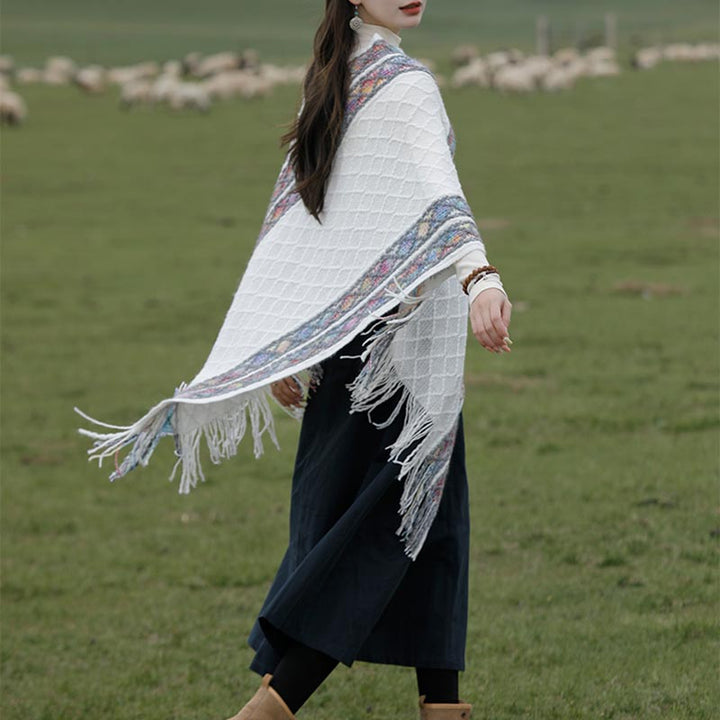 Châle à pompons à rayures colorées et motifs losanges tibétains en Buddha Stones , pull d'hiver confortable pour voyage - image 3