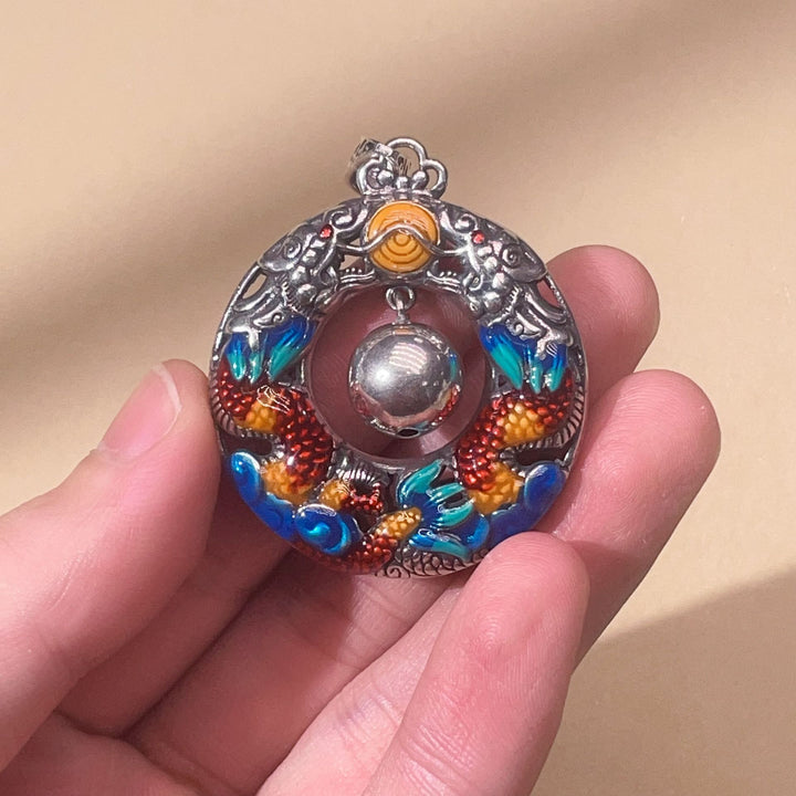 Collier pendentif de protection en cuivre avec perles de jeu doubles colorées de Buddha Stones Année du Dragon