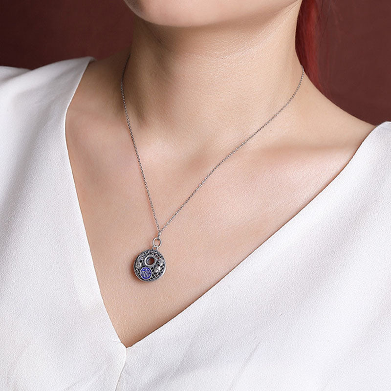 Buddha Stones Collier pendentif en argent sterling 999 avec boucle de paix et caractère de poisson Koi Fu Lotus