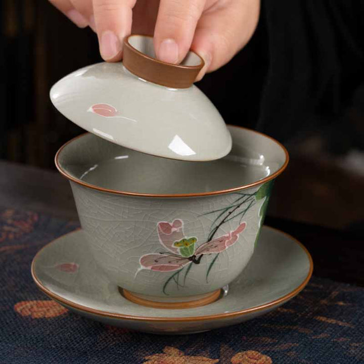 Buddha Stones Lotus Koi Fish Pod Leaf Céramique Gaiwan Sancai Tasse à Thé Kung Fu Tasse à Thé Et Soucoupe Avec Couvercle 140ml