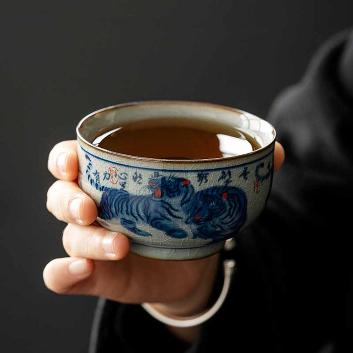 Tasse à thé en céramique peinte à la main en forme de tigre mignon de Jingdezhen, Buddha Stones, tasse à thé Kung Fu, bol 140 ml