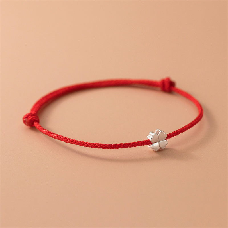 Bracelet en corde rouge avec trèfle à quatre feuilles en argent sterling 925 de Buddha Stones