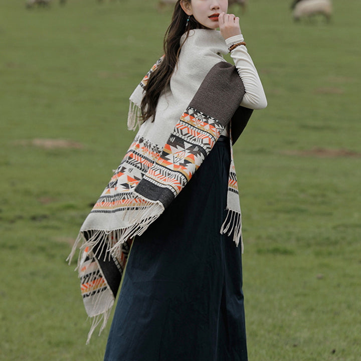 Châle tibétain en Buddha Stones, écharpe de voyage confortable et colorée à géométrie d'hiver - image 6